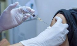 بیش از ۱۴۰۰ فرهنگی در لرستان واکسن کرونا نزده‌اند
