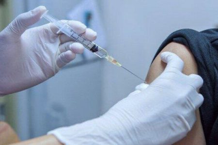 ۱۴۷ هزار دانش‌آموز لرستانی علیه کرونا واکسینه می‌شوند