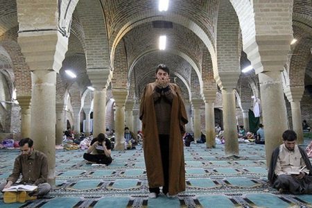 اعتکاف در ۱۸ مسجد بروجرد برگزار می‌شود